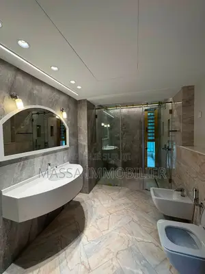 9chbre Villa dans Massa Immobilier, Cocody à Louer