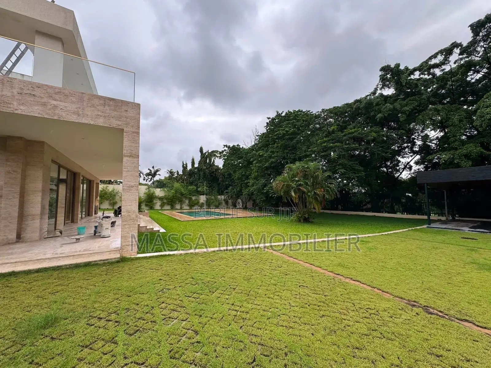 9chbre Villa dans Massa Immobilier, Cocody à Louer