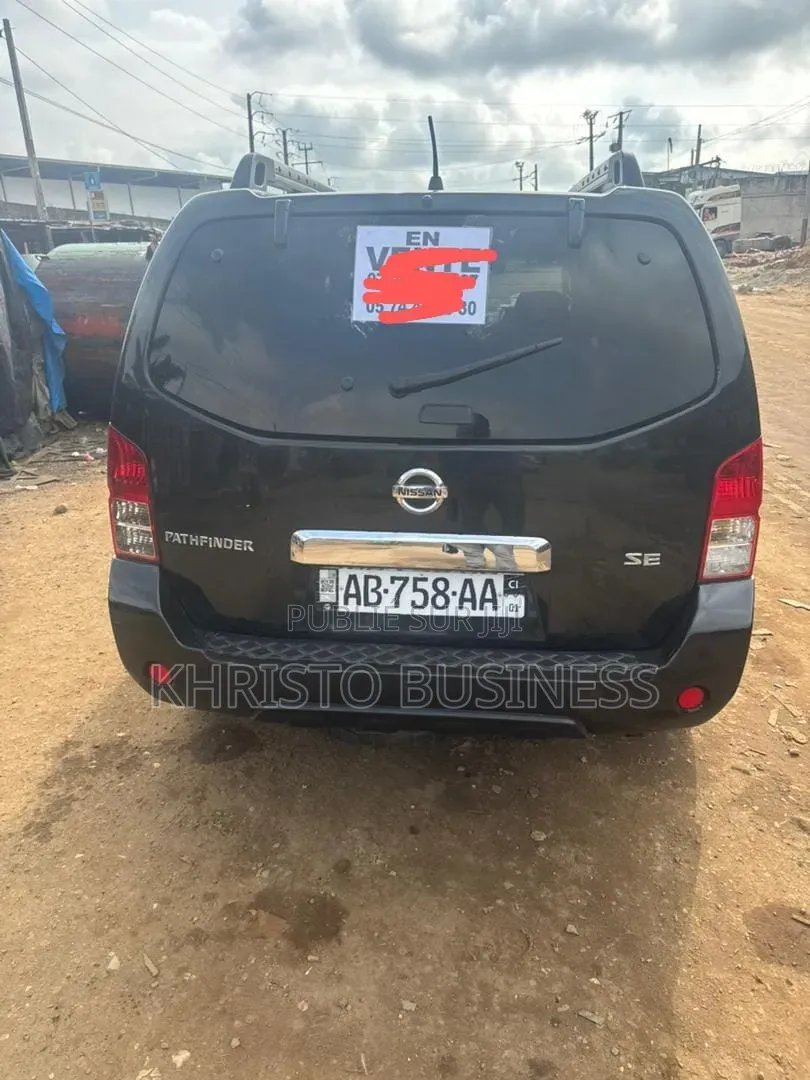 Nissan Pathfinder 2012 Noir