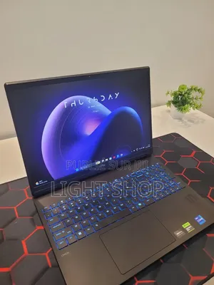 Nouveau Dell Adamo Onyx 32GB Intel Core i9 SSD 500GB