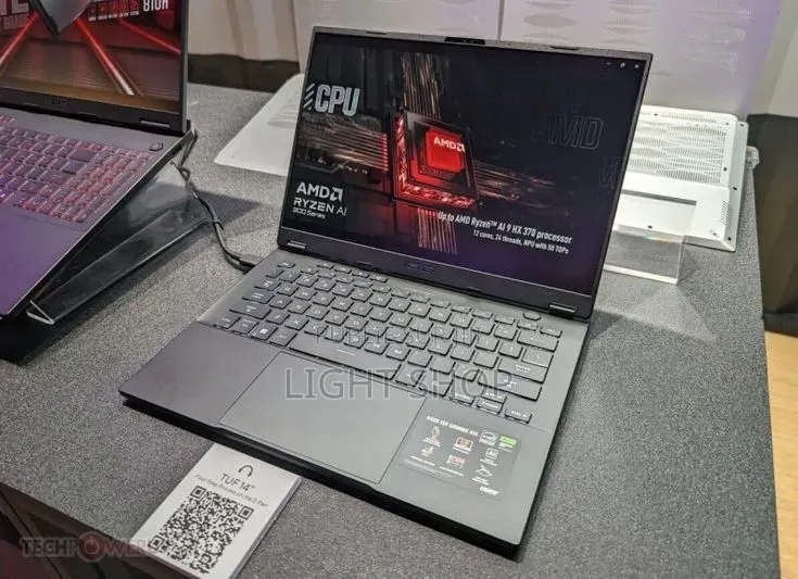 Nouveau Dell Adamo Onyx 32GB Intel Core i9 SSD 500GB