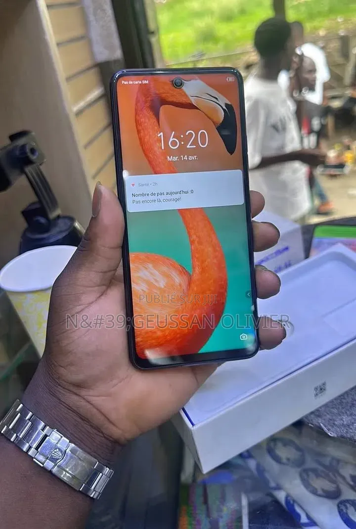 Nouveau Tecno Camon 17 Pro 256 GB Bleu