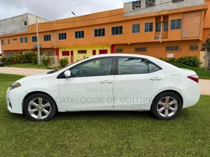 Toyota Corolla 2016 Blanc