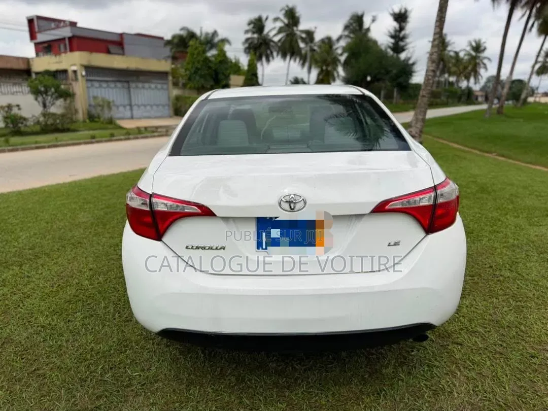 Toyota Corolla 2016 Blanc