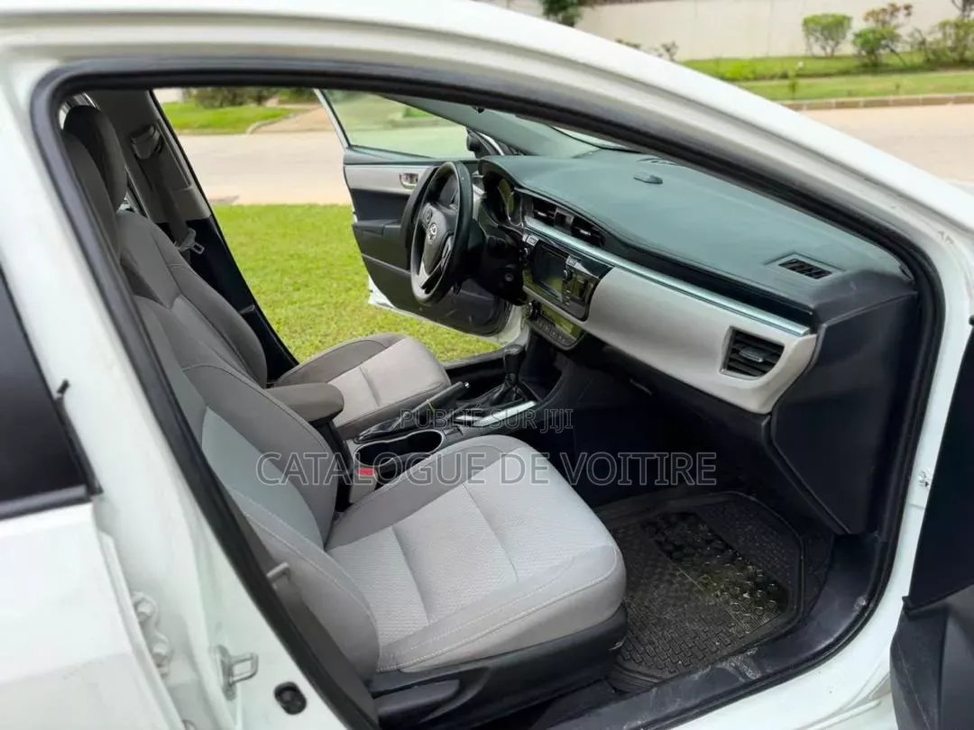 Toyota Corolla 2016 Blanc