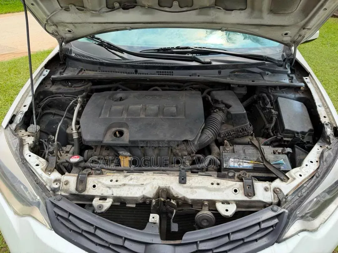 Toyota Corolla 2016 Blanc
