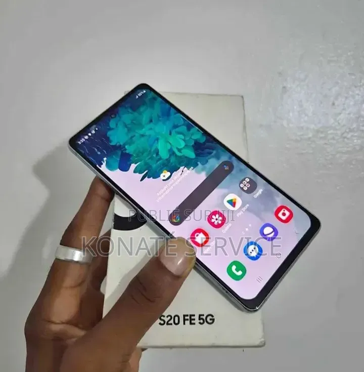 Nouveau Samsung Galaxy A20 64 GB Bleu