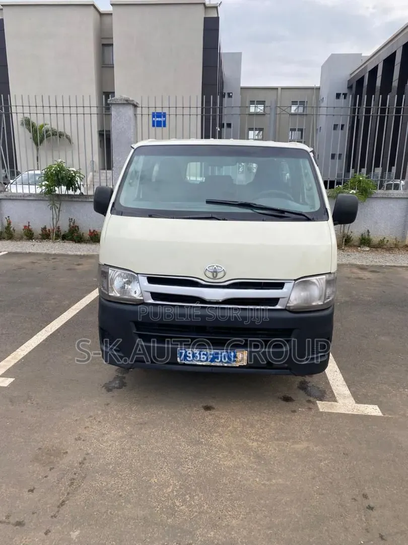 Toyota Toyoace 2004 Blanc