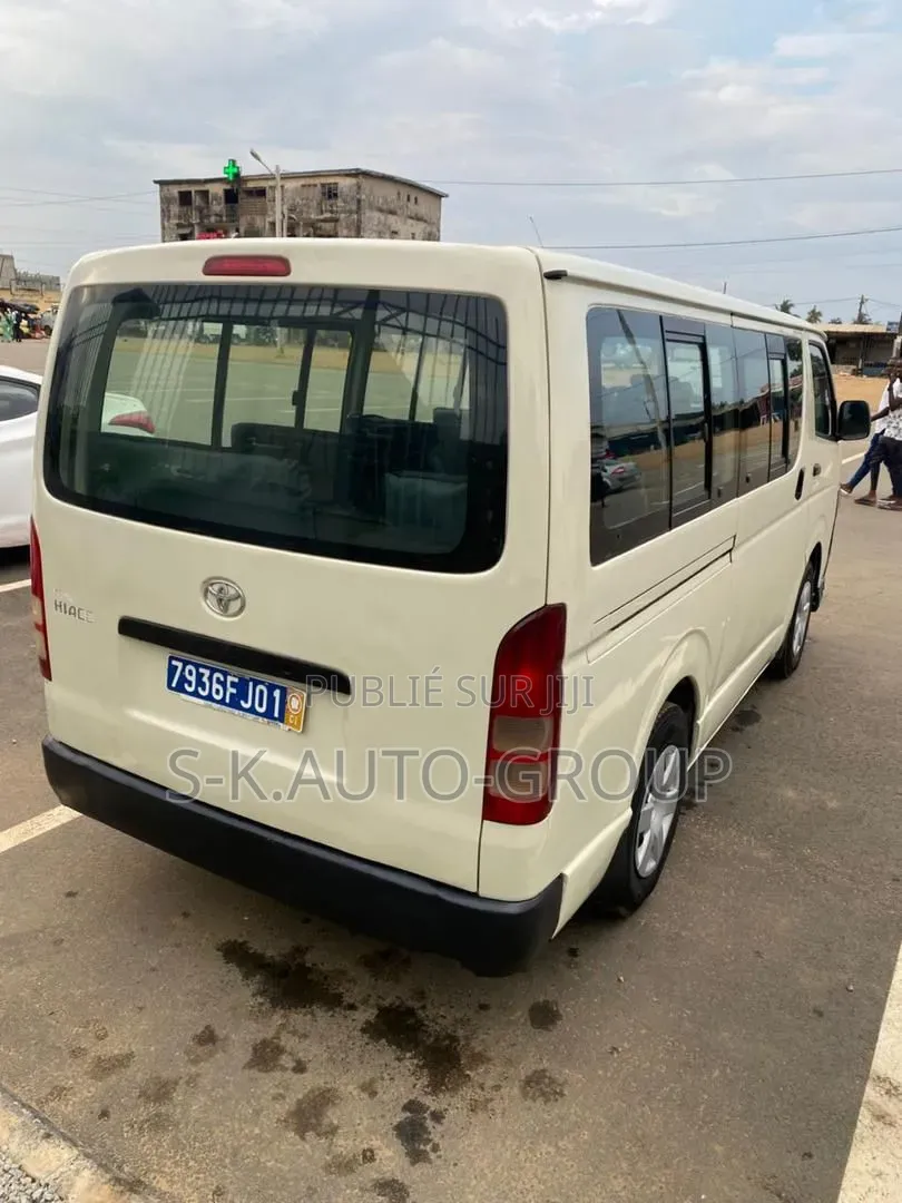 Toyota Toyoace 2004 Blanc