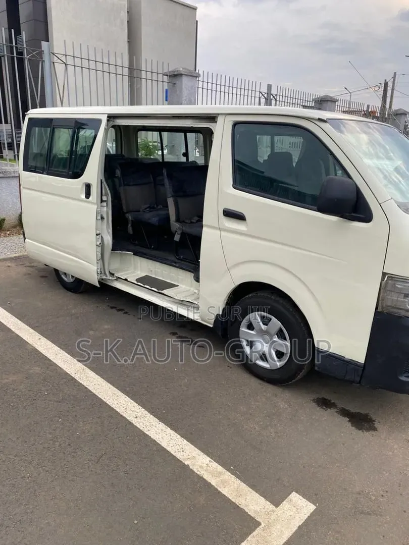 Toyota Toyoace 2004 Blanc