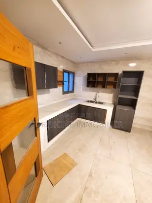 2chbre Appartement dans Cocody à Louer
