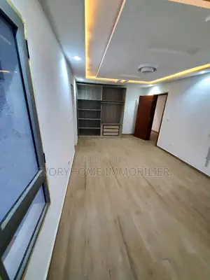 2chbre Appartement-terrasse dans Cocody à Louer