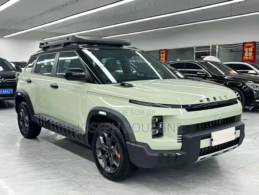 Geely Coolray 2025 Beige
