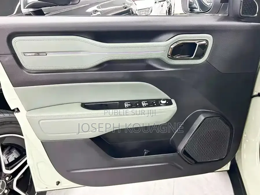 Geely Coolray 2025 Beige