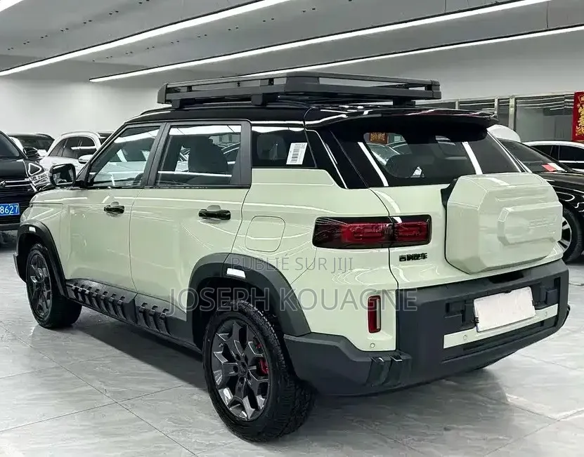 Geely Coolray 2025 Beige