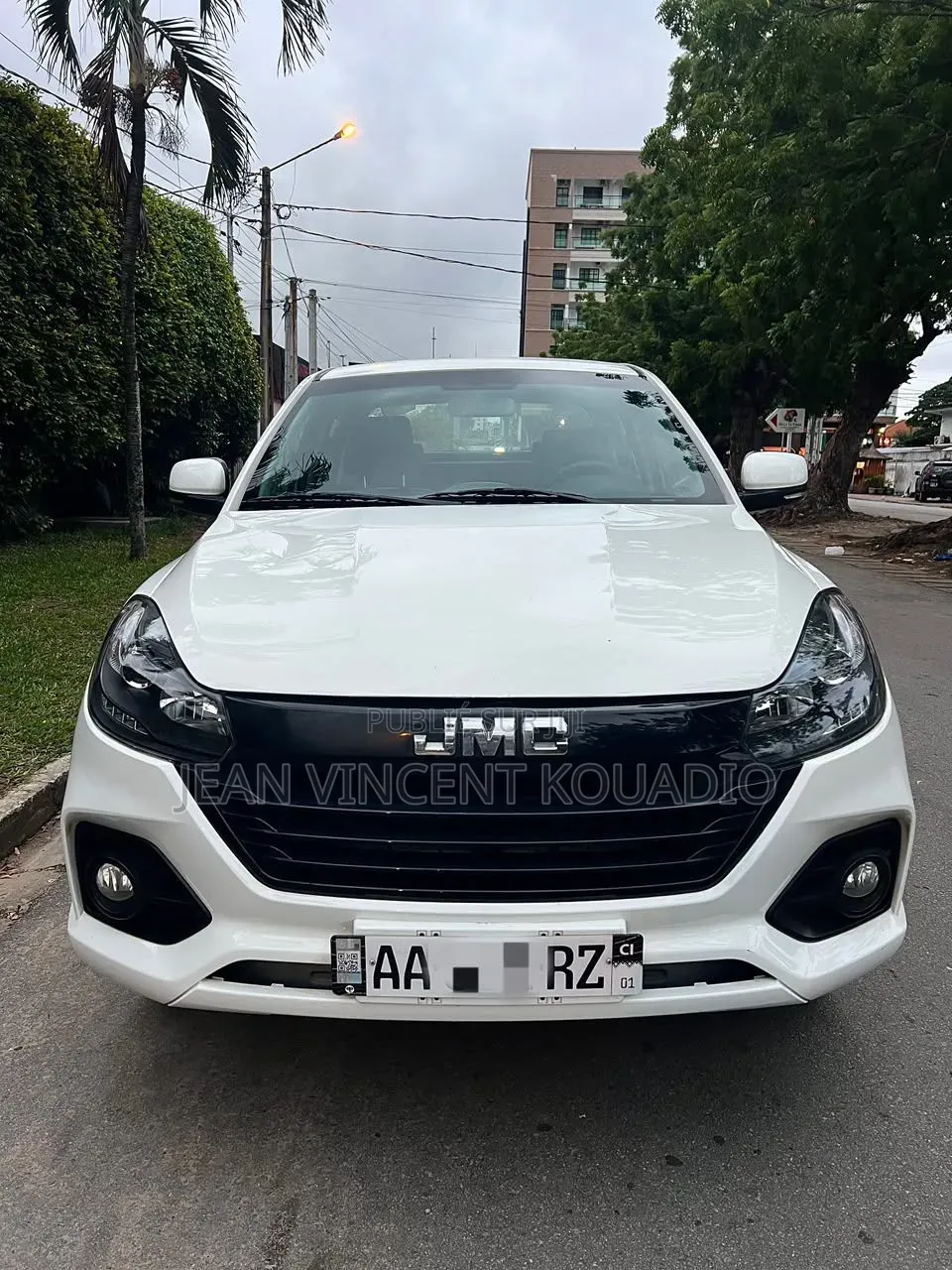 JMC Vigus 2025 Blanc
