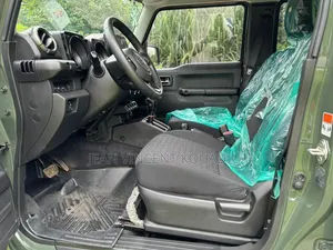 Suzuki Jimny 2025 Gris