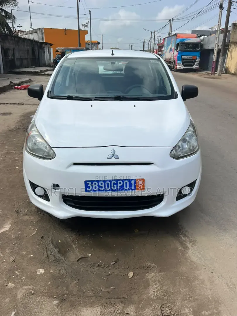 Mitsubishi Spacestar 2014 Blanc