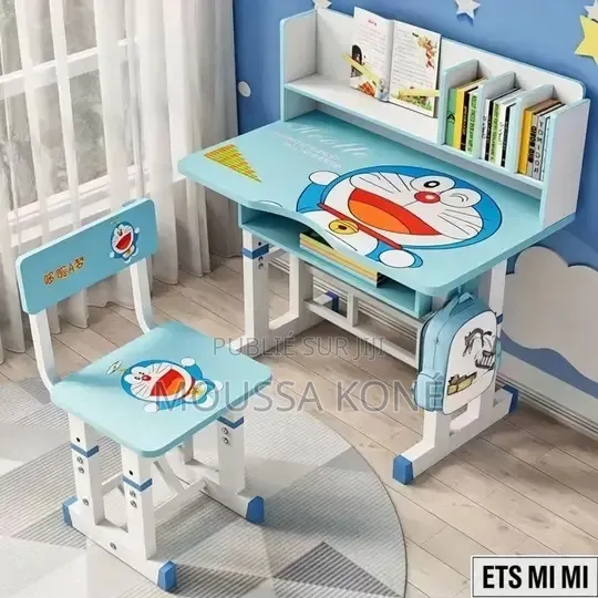 Tables Des Enfants Disponible