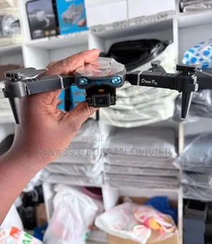 Drone Avec Caméra Disponible