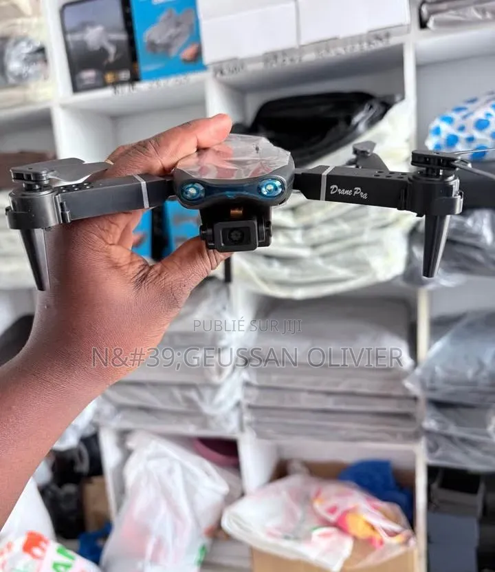 Drone Avec Caméra Disponible