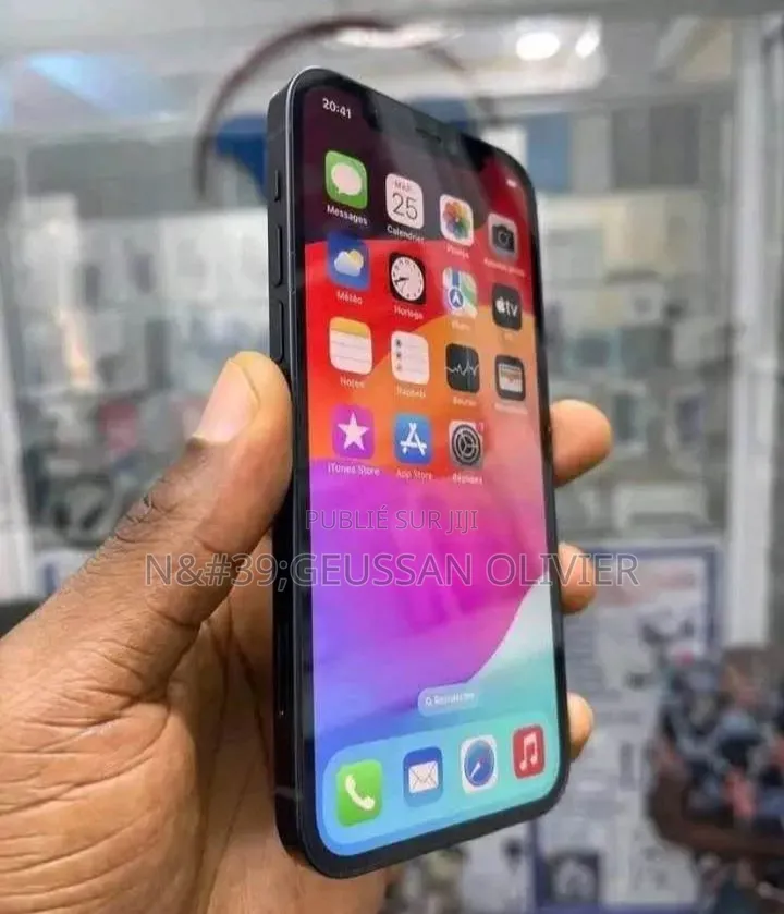 Nouveau Apple iPhone 11 128 GB Noir