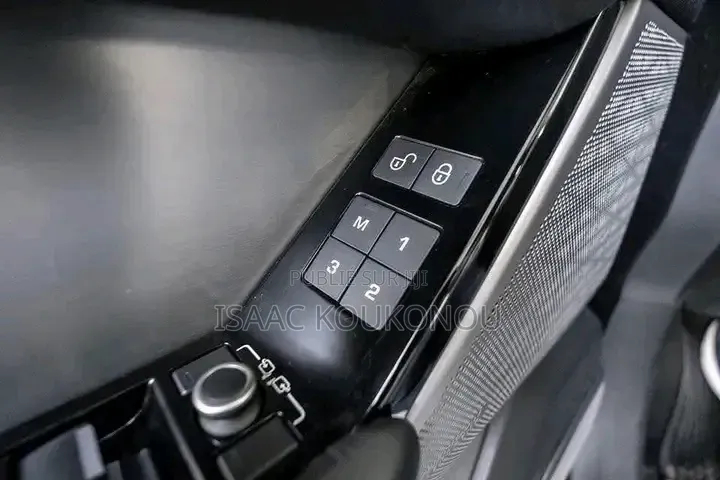 Nouveau Toyota Yaris 2024 Noir