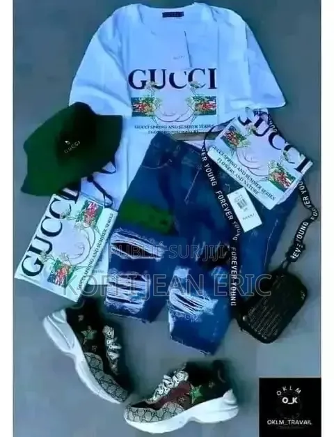 Je Vendre Des Vêtements Disponible