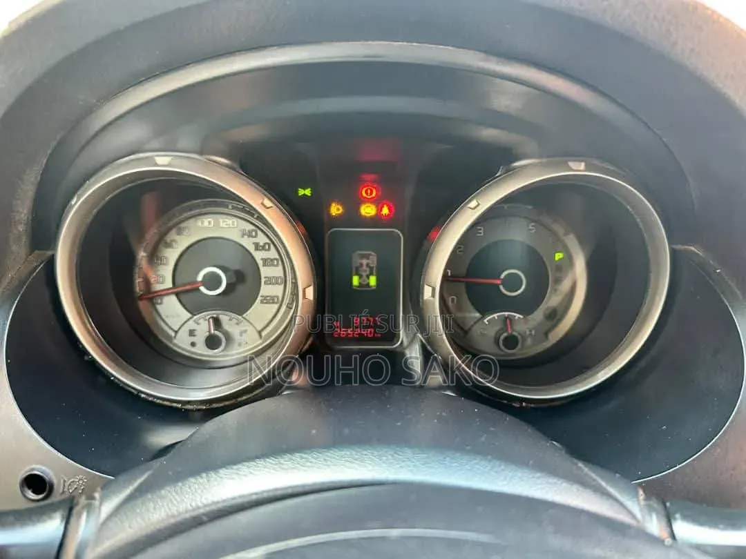 Toyota Yaris 2020 Rouge