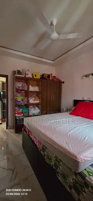 Meublé 4chbre Villa dans Villa Avec Piscine, Grand-Bassam à Vendre