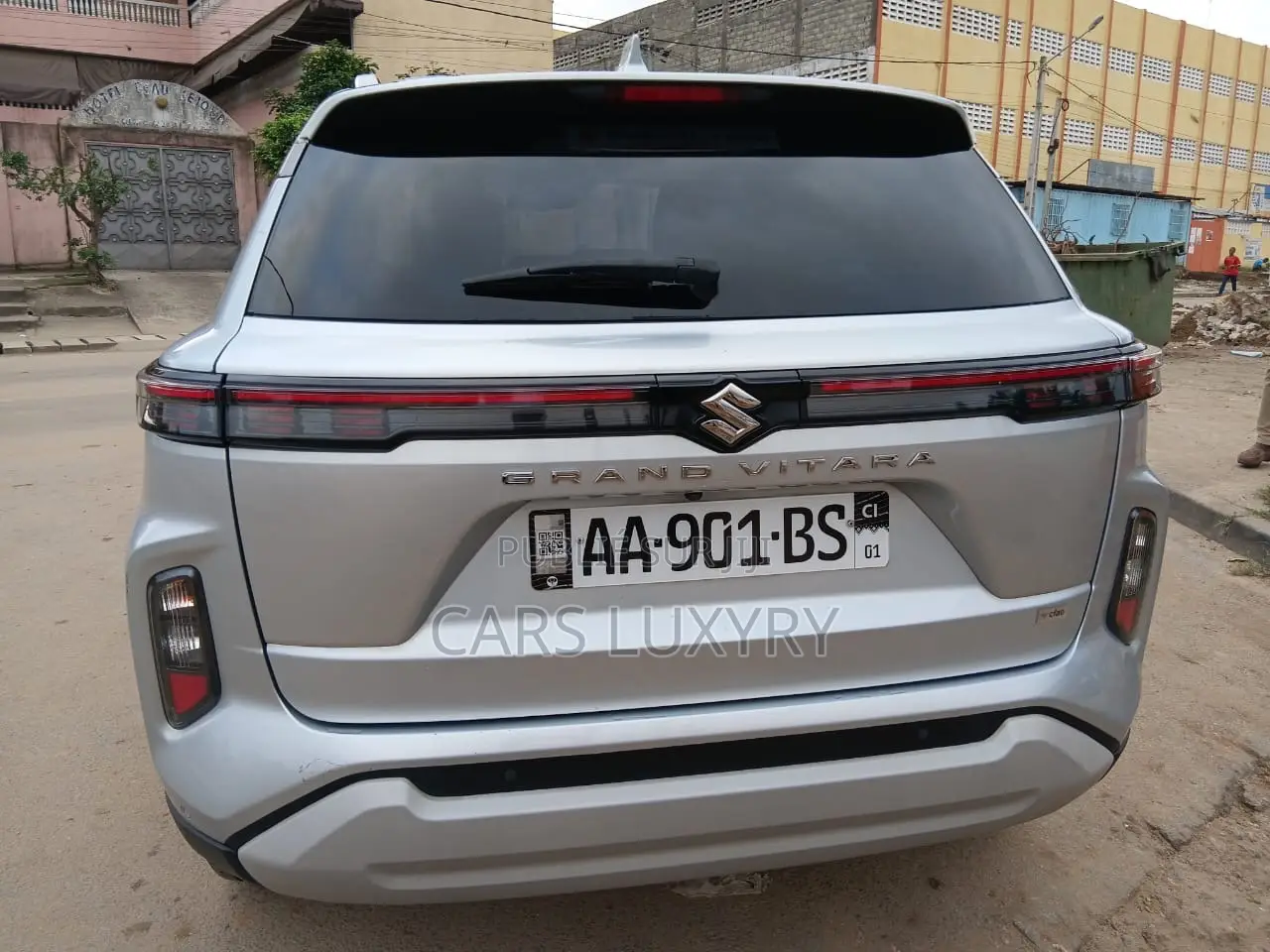 Suzuki Grand Vitara 2024 Gris