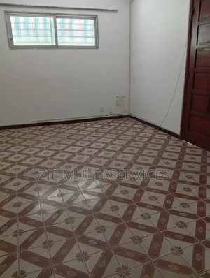 10chbre Duplex dans Zié Multi-Service, Deux Plateaux à Vendre