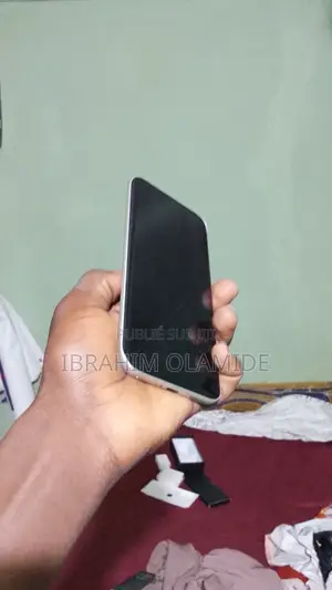 Nouveau Infinix Note Edge 256 GB Gris