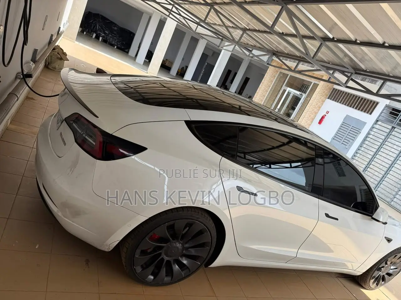 Tesla Model 3 2023 Gris