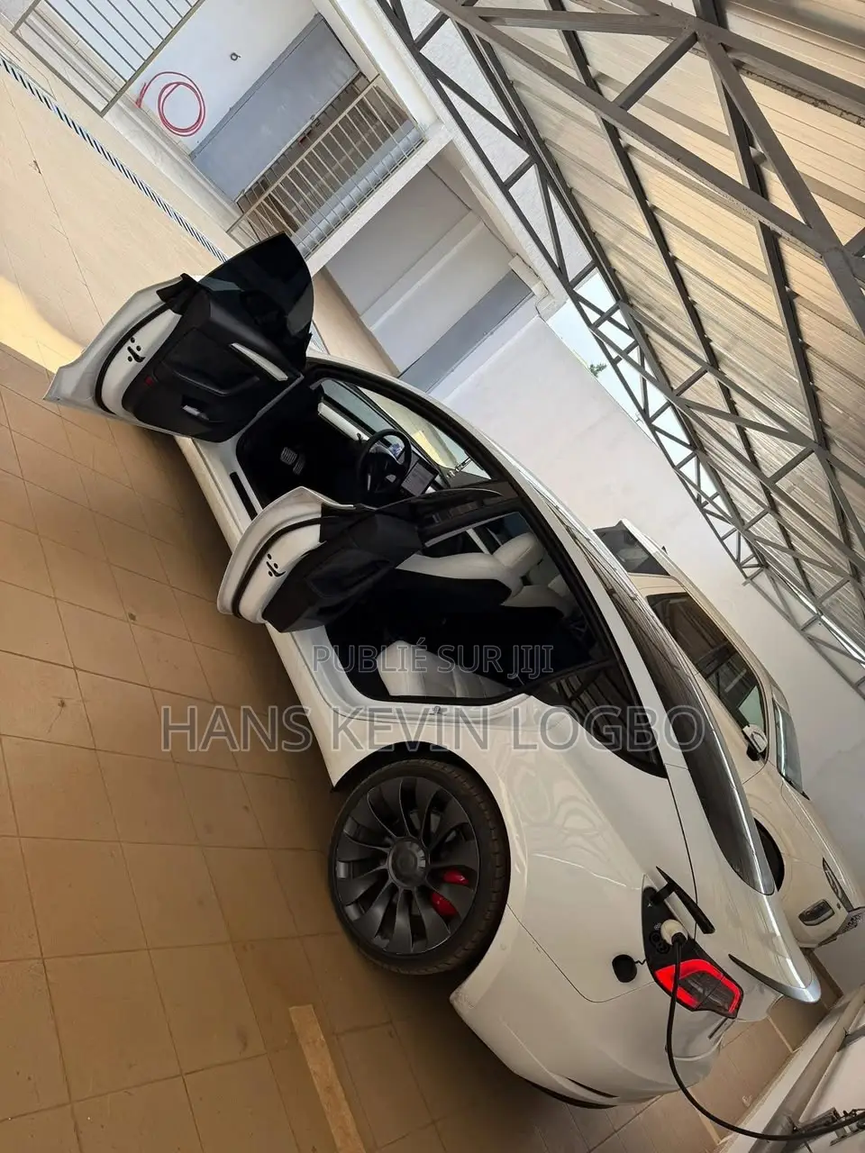 Tesla Model 3 2023 Gris