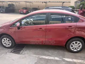 Kia Rio 2013 Rouge
