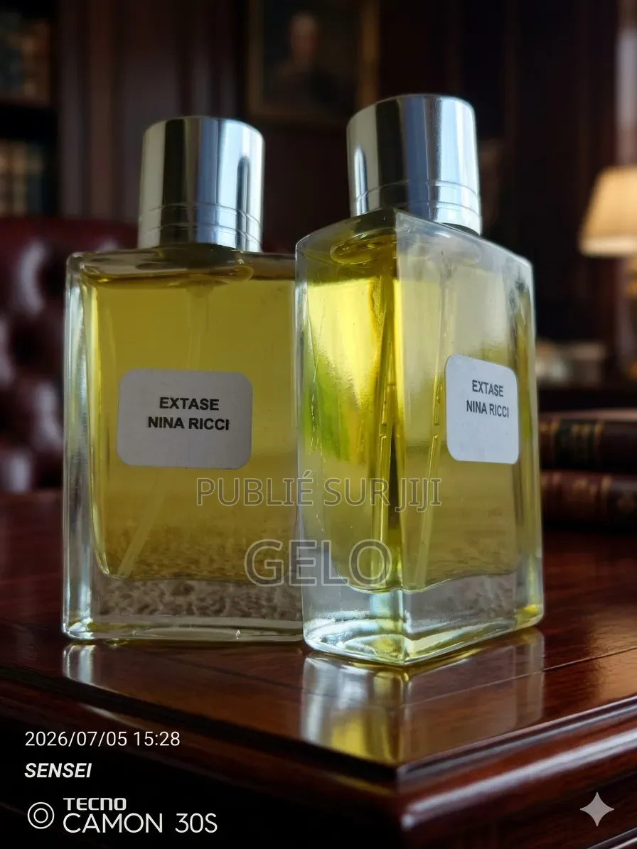 Essence De Parfum
