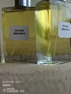 Essence De Parfum