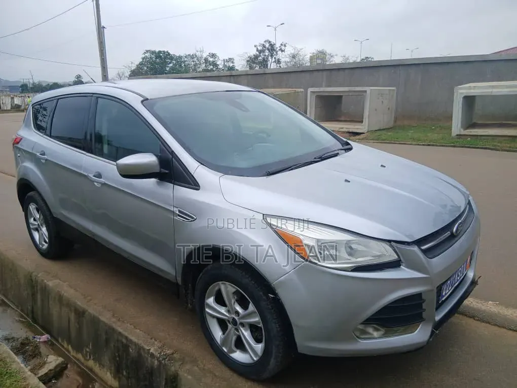 Ford Escape 2016 Autre