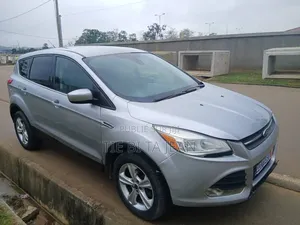 Ford Escape 2016 Autre