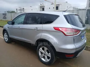 Ford Escape 2016 Autre
