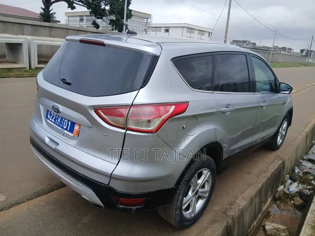 Ford Escape 2016 Autre
