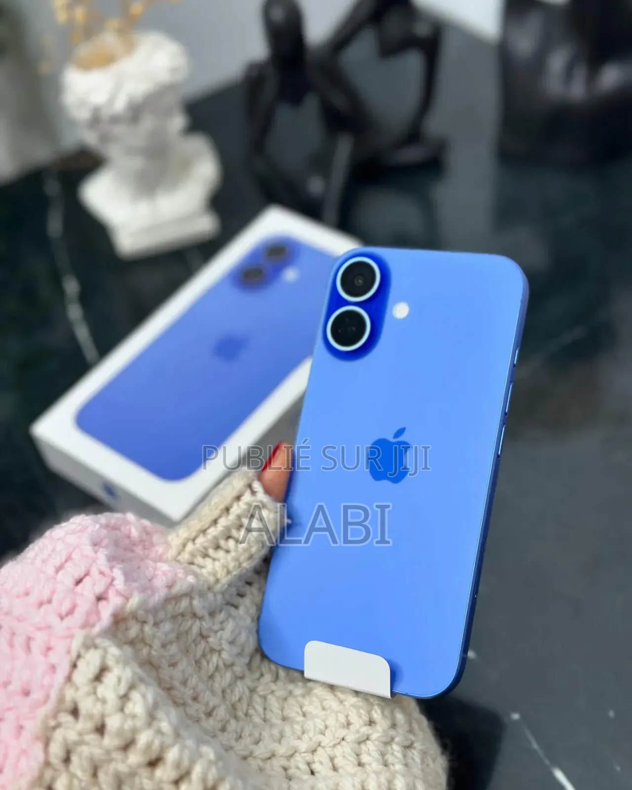 Nouveau Apple iPhone 16 128 GB Bleu