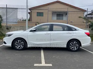 Honda Crider Luxury 2022 Blanc