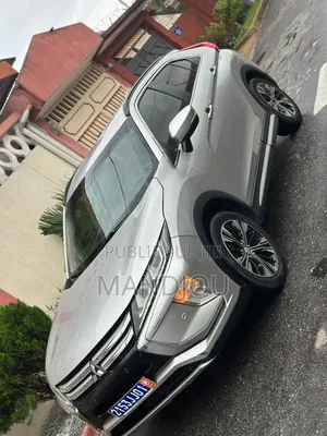 Mitsubishi Eclipse Cross 2018 Gris