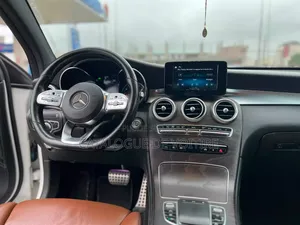 Mercedes-Benz 200 2020 Blanc