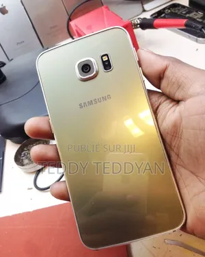 Nouveau Samsung Galaxy S6 edge 32 GB Doré