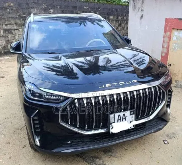 Jetour X70 Plus 2025 Noir