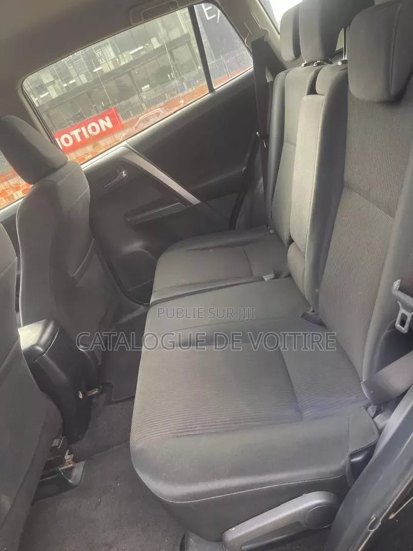Toyota RAV4 2022 Noir