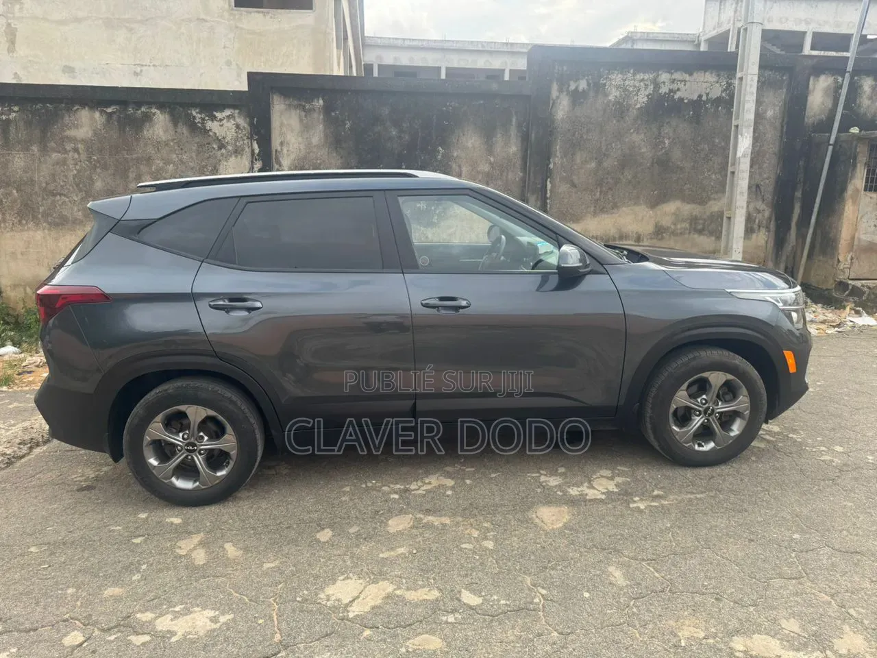 Kia Seltos S 2022 Gris